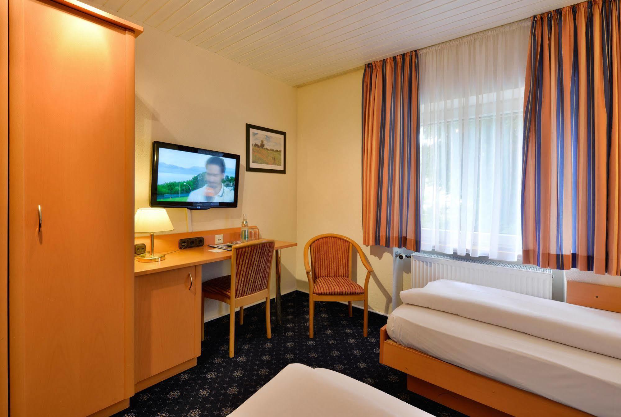 Boutique Hotel Erb Muenchen Parsdorf 法特尔斯特滕 外观 照片